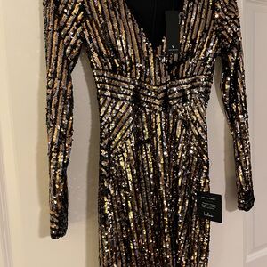 Lulu's Black/ Gold/ silver Sequin Long Sleeve Dress